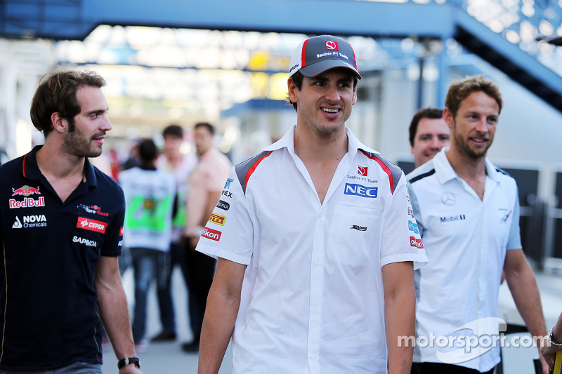 九游娱乐网站-红牛二队绝杀索伯车队，诺里斯扛起全队