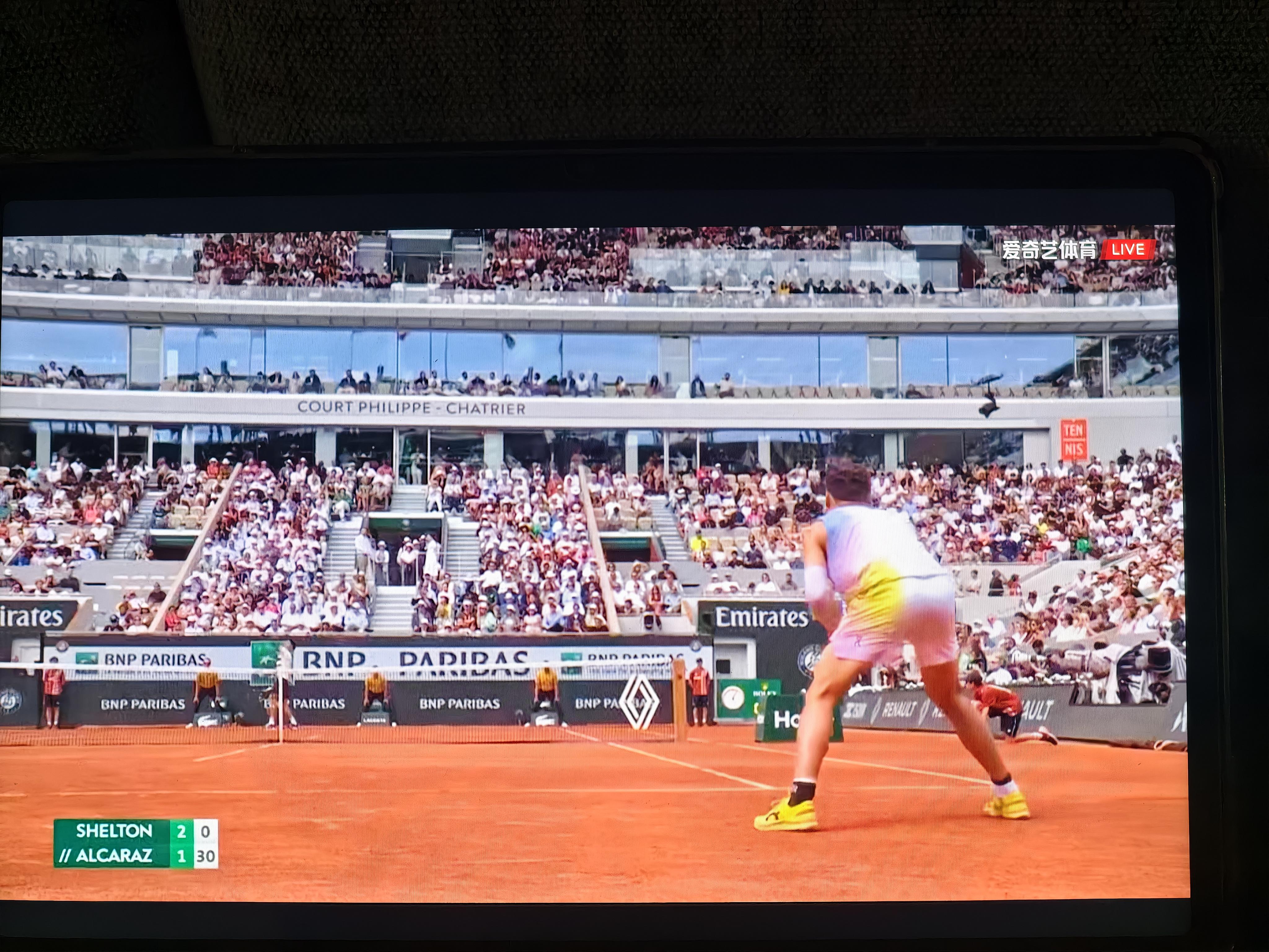 ATP总决赛力克法网，蒂姆扛起全队