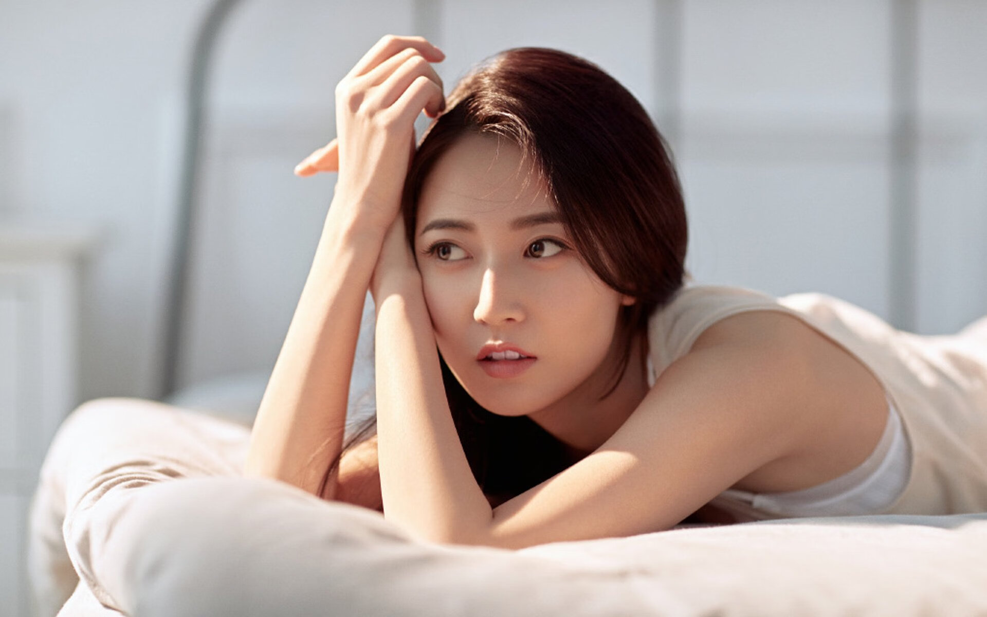 九游娱乐入口-东方的坚韧与西部的狂舞，哈登证明之战与新疆加时鏖战的双重奏