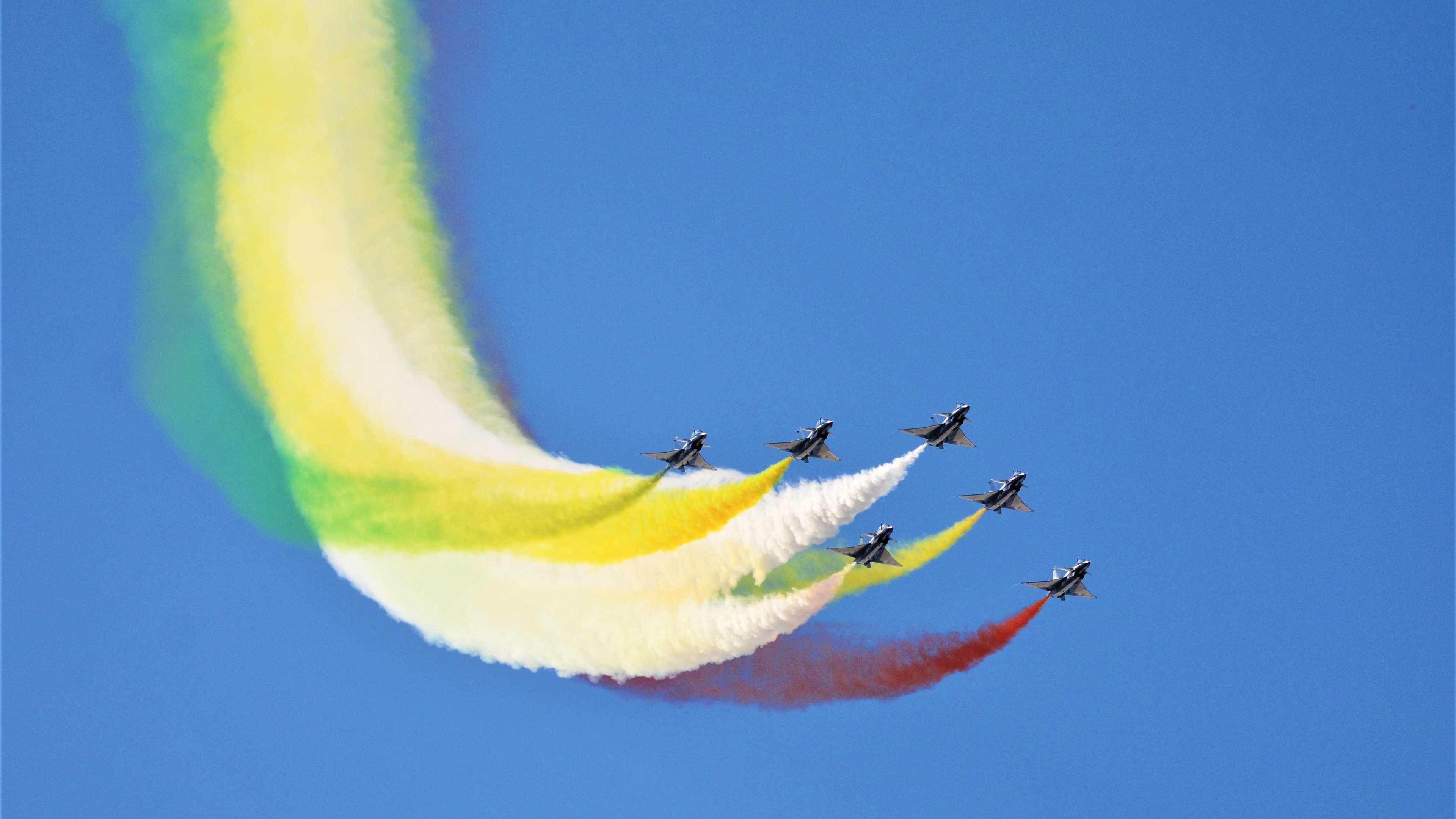 九游娱乐官方网站-里昂逆转奇迹，萨卡关键先生引领胜利狂潮